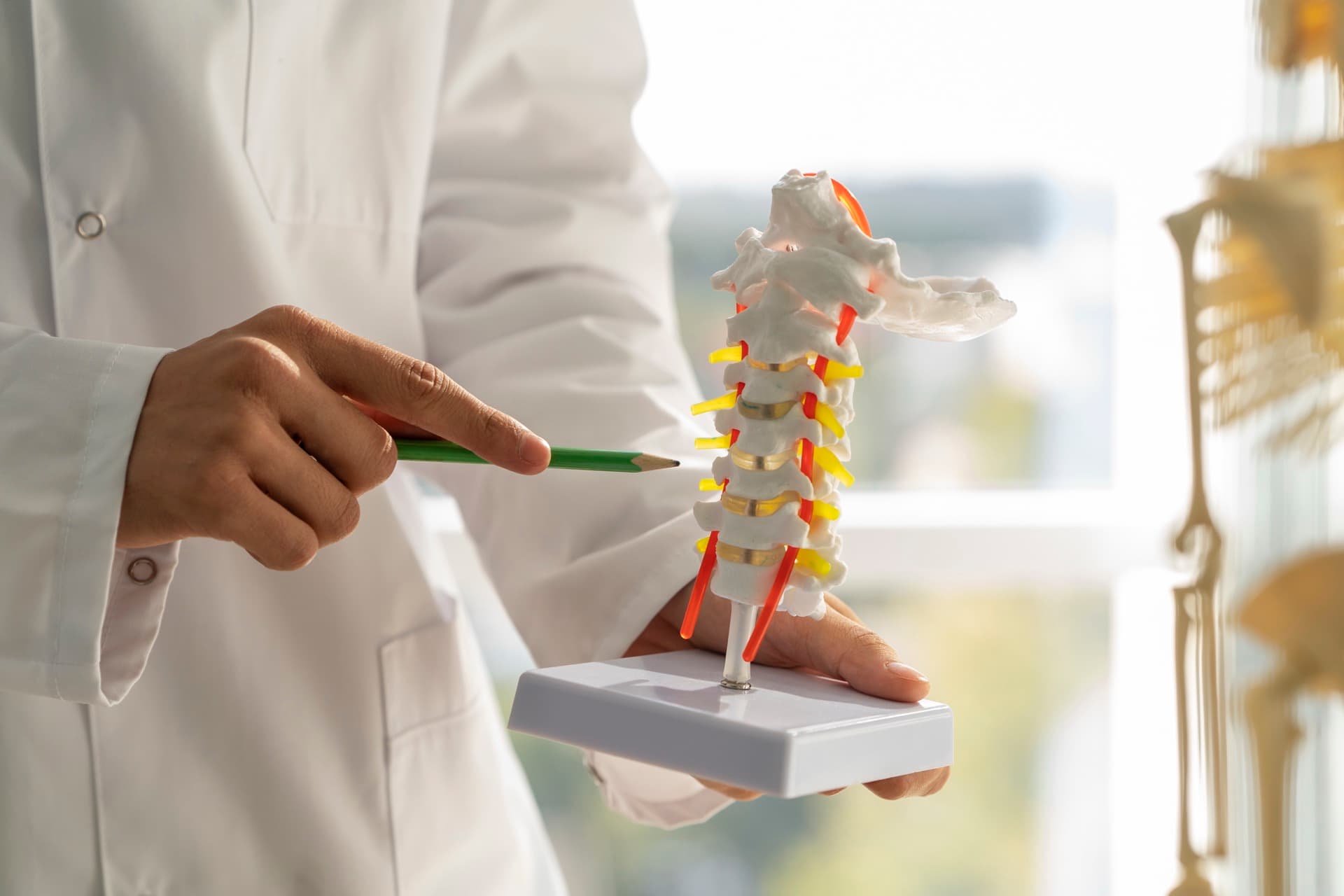 Traitement non chirurgical de la sténose spinale